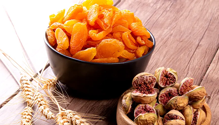 How Much Potassium Is in Dried Apricots?