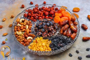 مولتی ویتامین یا میوه خشک